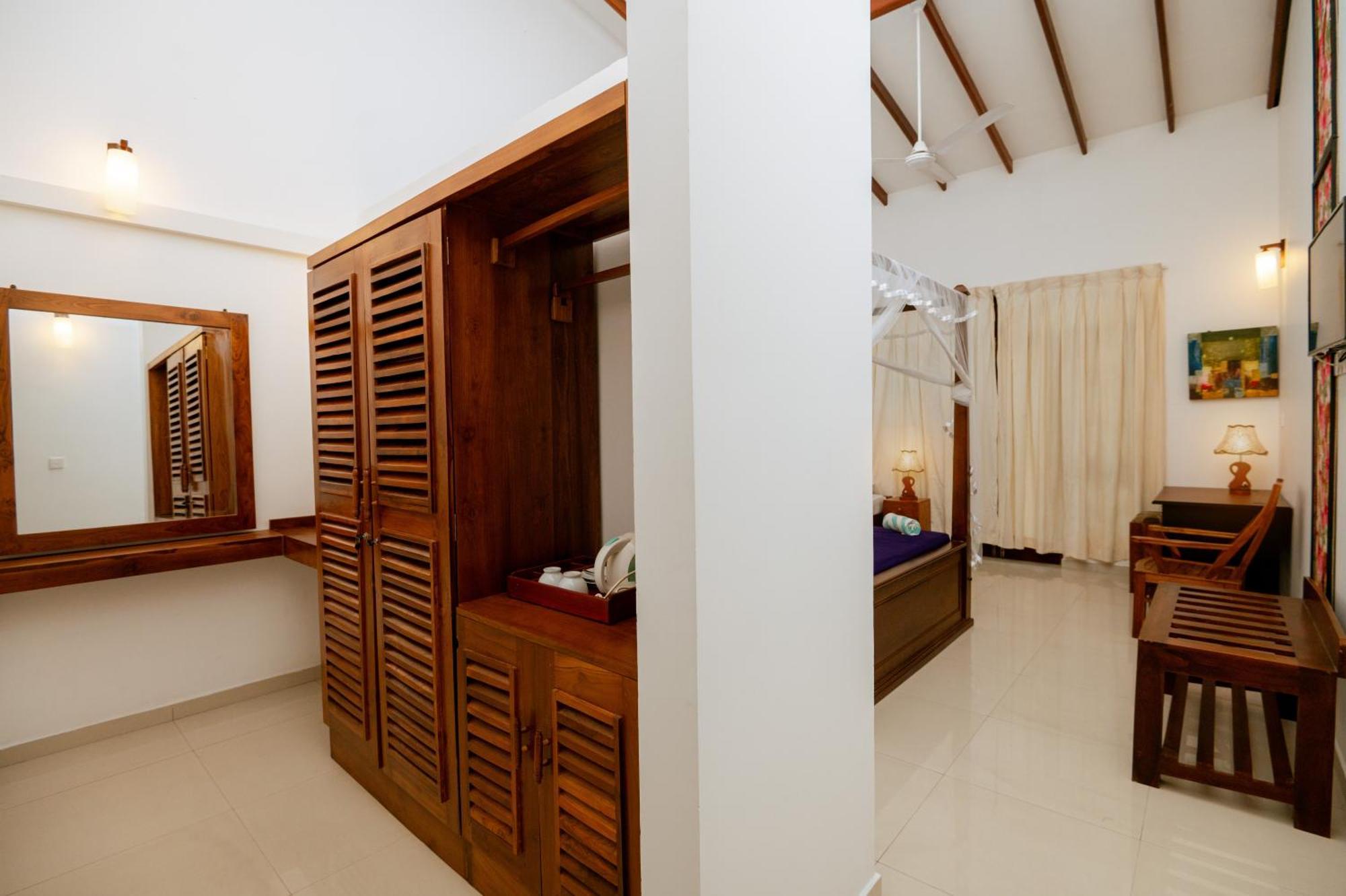 Prince Beach Hotel بينتوتا المظهر الخارجي الصورة