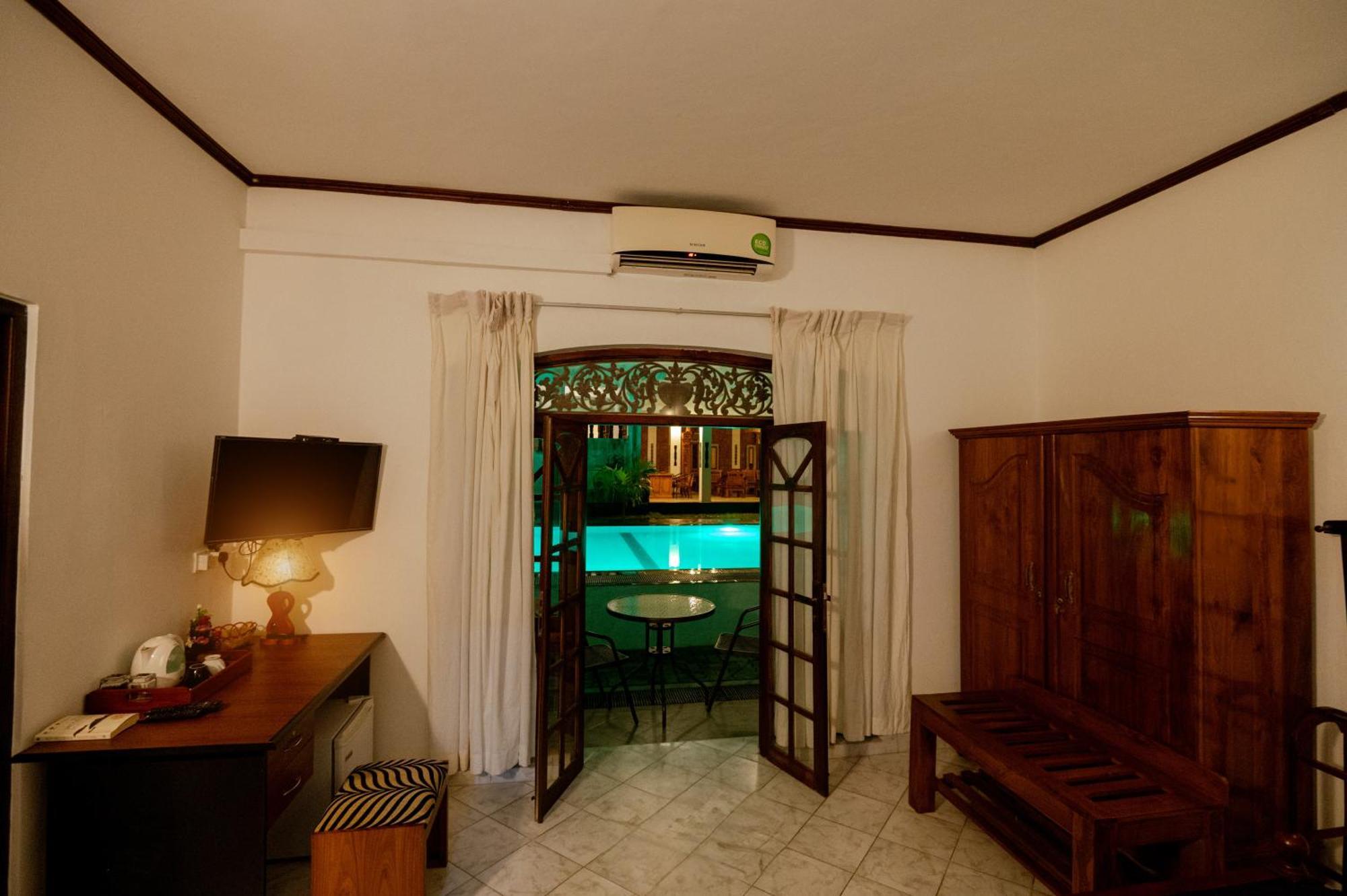 Prince Beach Hotel بينتوتا المظهر الخارجي الصورة