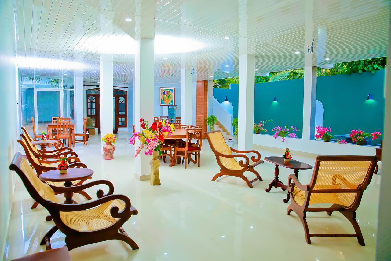 Prince Beach Hotel بينتوتا المظهر الخارجي الصورة