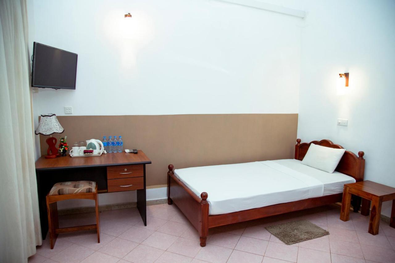 Prince Beach Hotel بينتوتا المظهر الخارجي الصورة
