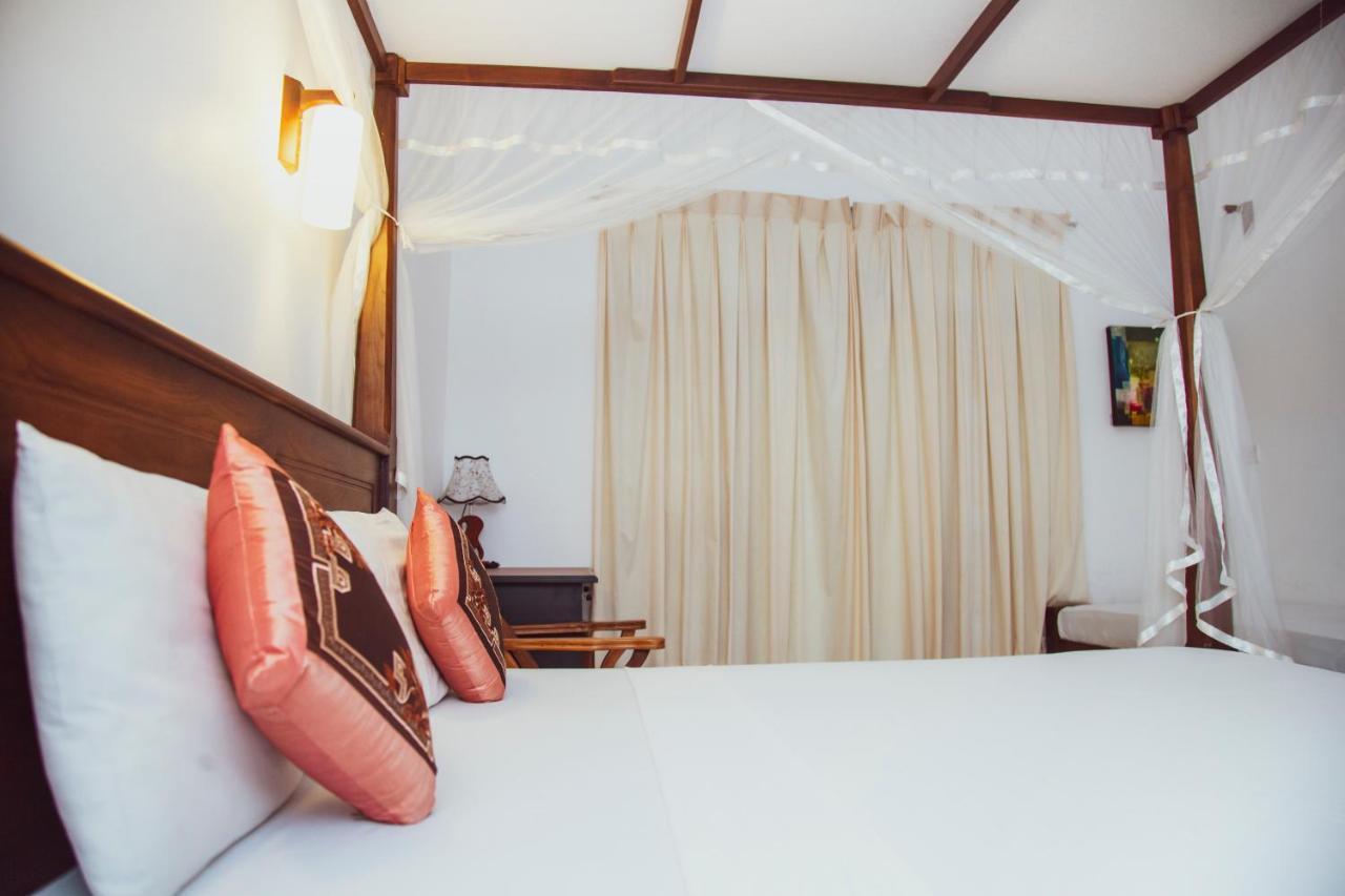 Prince Beach Hotel بينتوتا المظهر الخارجي الصورة