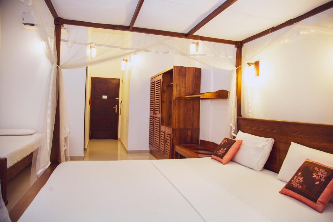 Prince Beach Hotel بينتوتا المظهر الخارجي الصورة